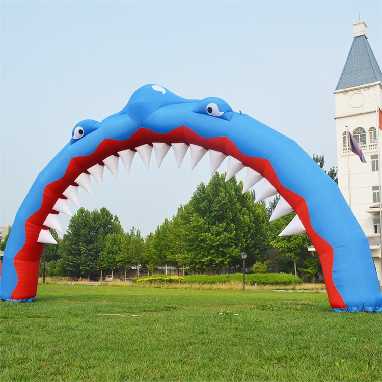 潮阳鲨鱼广告拱门